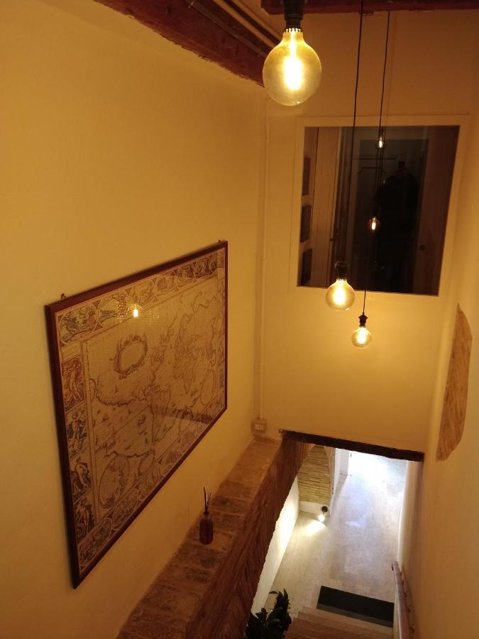 Isi Guesthouse 29 Єзі Екстер'єр фото