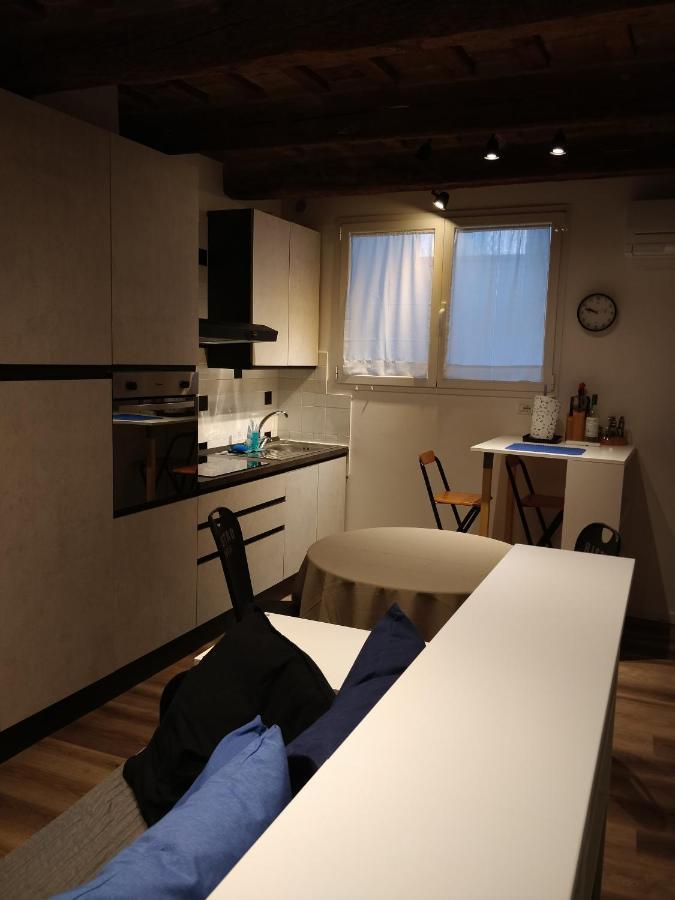 Isi Guesthouse 29 Єзі Екстер'єр фото