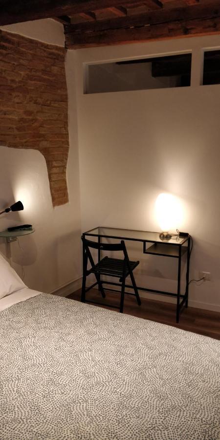 Isi Guesthouse 29 Єзі Екстер'єр фото