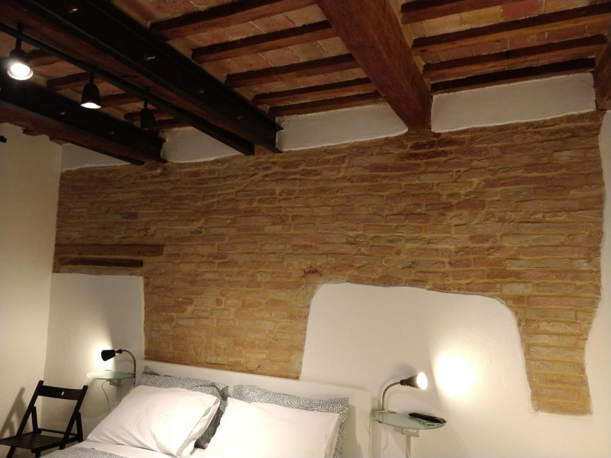 Isi Guesthouse 29 Єзі Екстер'єр фото