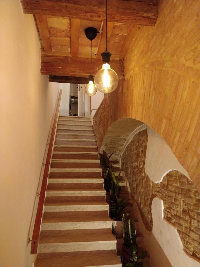 Isi Guesthouse 29 Єзі Екстер'єр фото